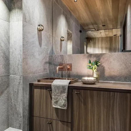 North Galaxy 22c By Hilla *