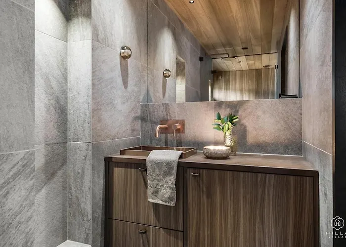 North Galaxy 22c By Hilla *