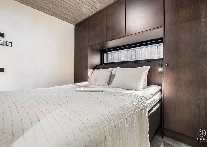 North Galaxy 22c By Hilla *