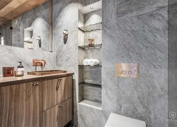 North Galaxy 22c By Hilla